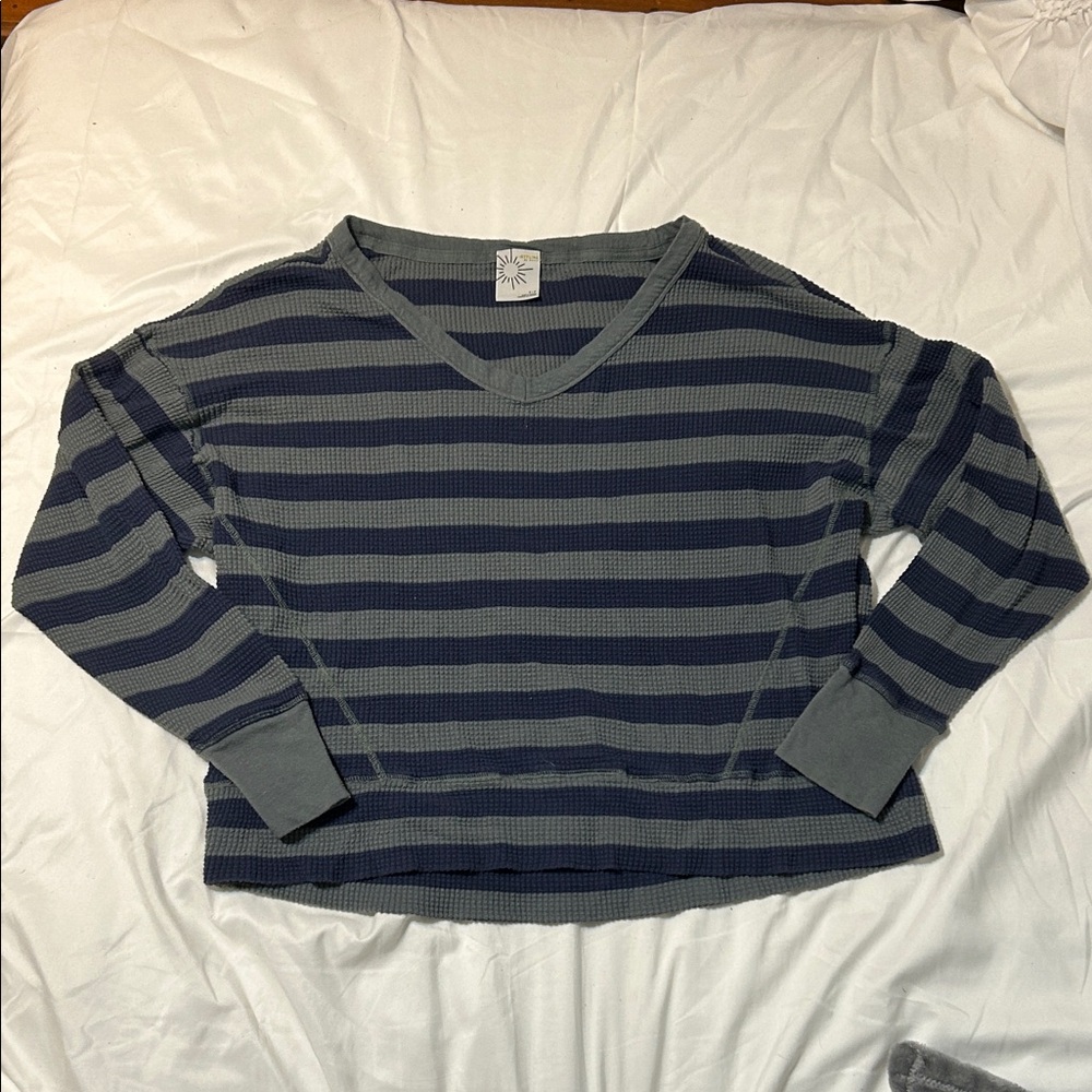 Striped V-Neck Long Sleeve Top